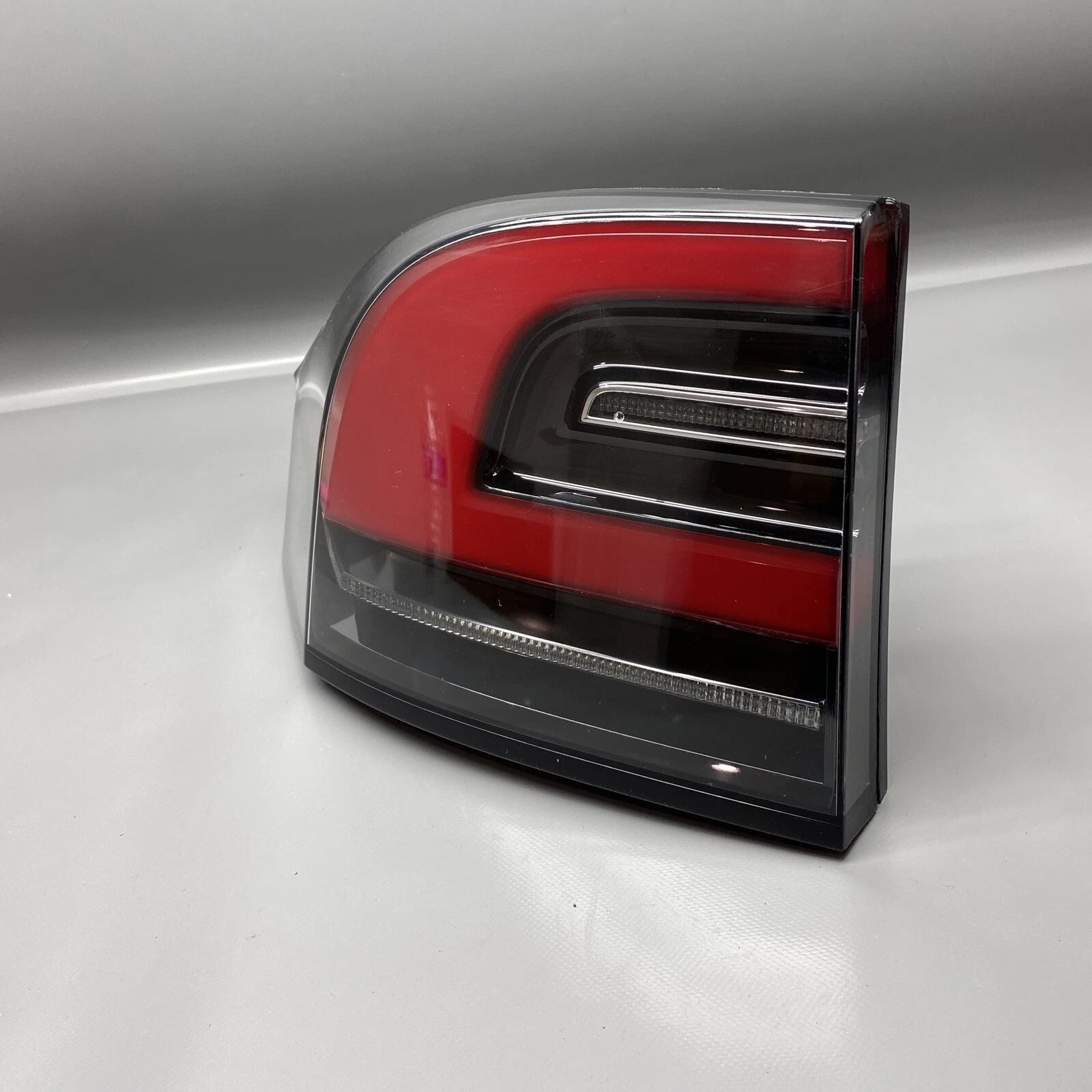Tesla Tail Lamp Assembly Rear Bodyside- Outer Liftgate- Inner Model X